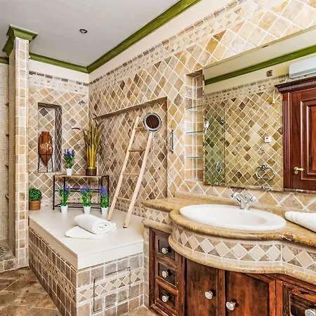 度假居 El Patio De Lazaro By Interhome