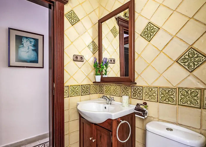 El Patio De Lazaro By Interhome Дом отдыха *