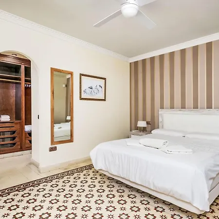El Patio De Lazaro By Interhome Fuengirola